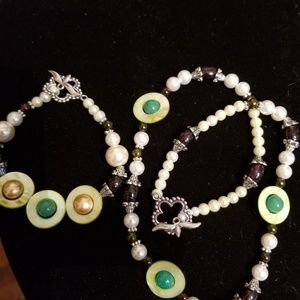 Handmade beaded necklace and bracelet set